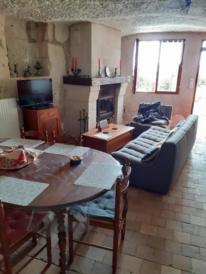 Gite Troglodyte Les Iris Villiers-sur-Loir Extérieur photo